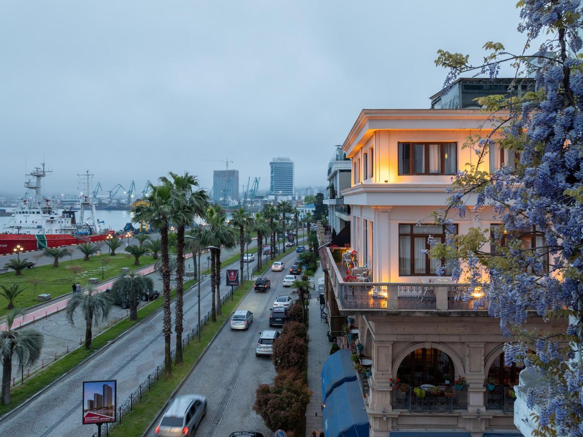 Acord Hotel & Balcony Batumi Eksteriør bilde